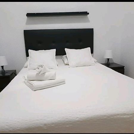 Comoda Habitacion Madrid Eksteriør billede